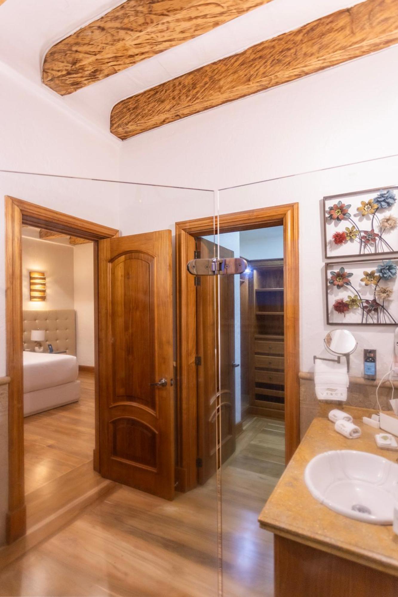 Visus Hotel Boutique & Spa بيريرا الغرفة الصورة