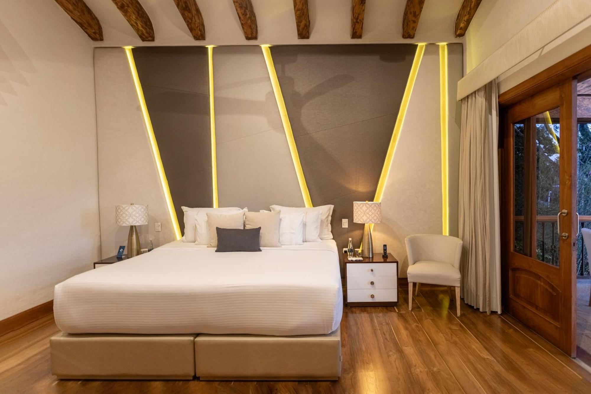 Visus Hotel Boutique & Spa بيريرا الغرفة الصورة